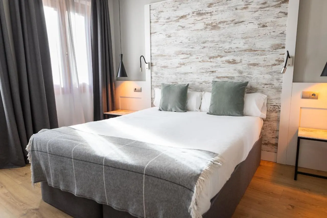 Hotel Cims De Camprodon 3*,